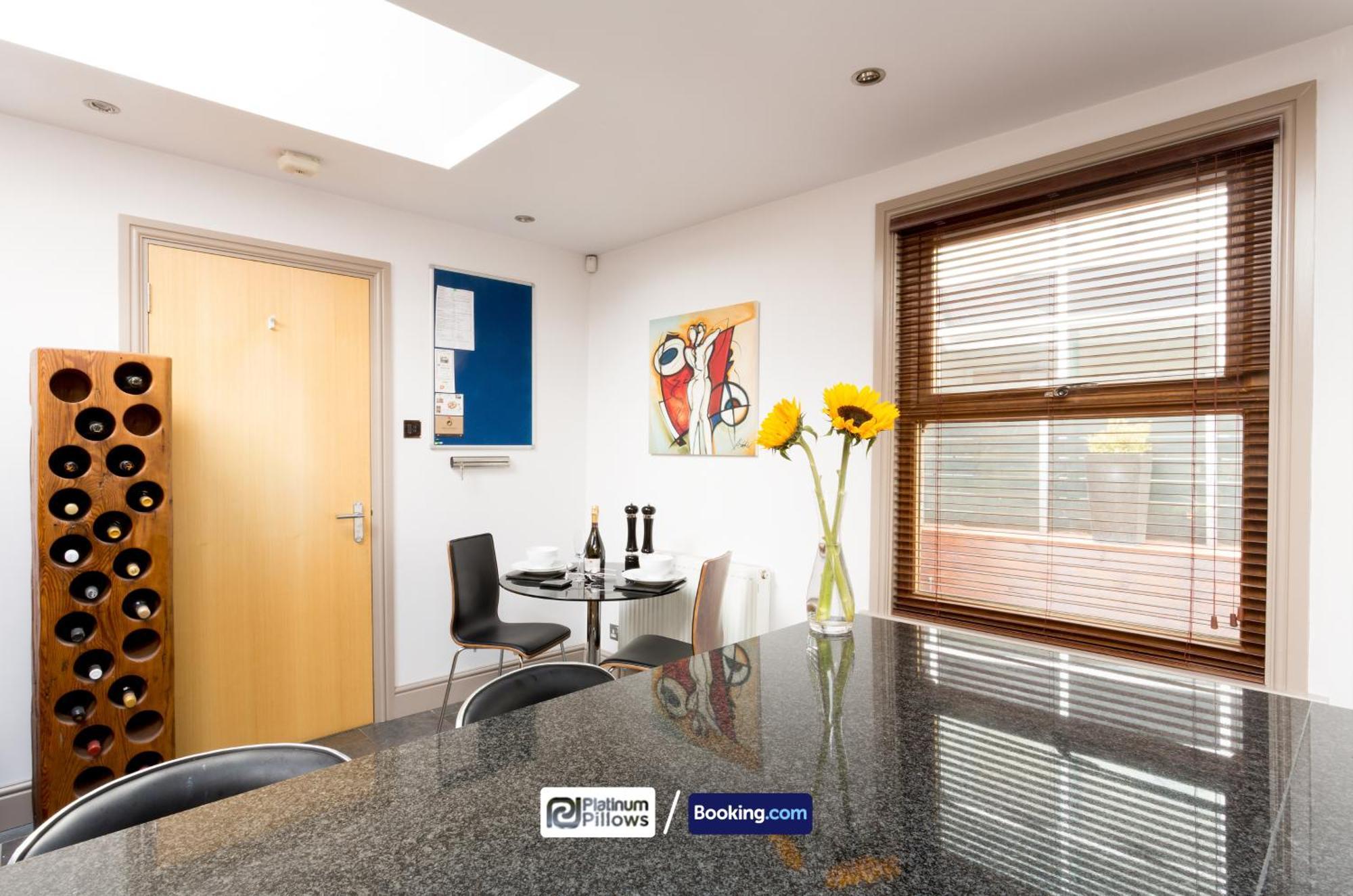 Modern Oxford 4 Bedroom Apartment, Contractor Accommodation, Walkable Into City Centre, Weekly & Monthly Deals מראה חיצוני תמונה